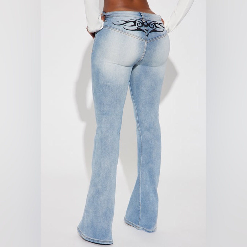 NWT Austin Landing Bootcut Denim Jeans Tattoo Tribal Embroidered Shaping Y2K